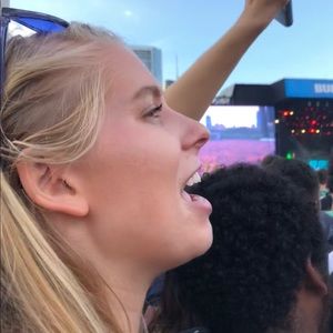 Meet your Posher, Molly